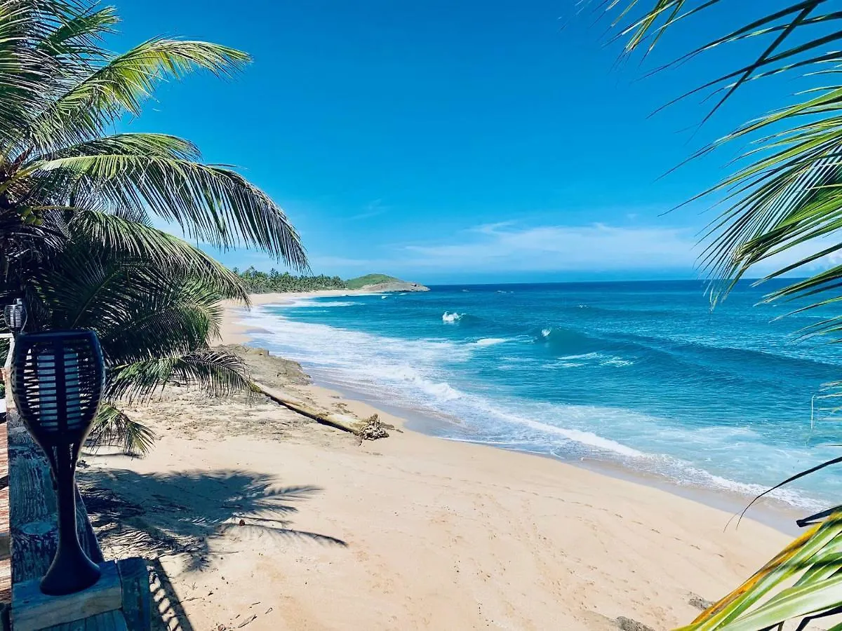 Ventana Al Atlantico At Arecibo 681 Ocean Drive