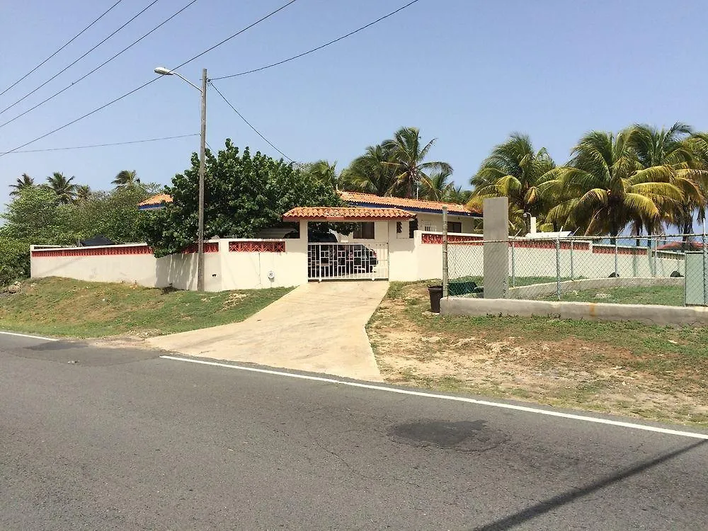 Alloggio in famiglia Appartamento Ventana Al Atlantico At Arecibo 681 Ocean Drive Islote Porto Rico